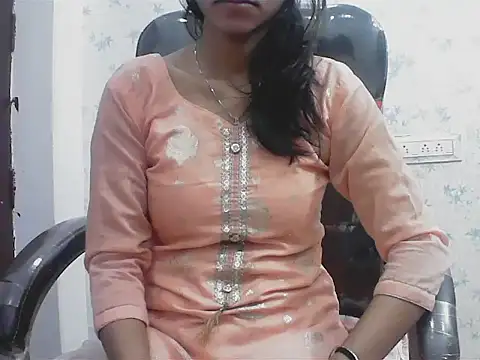 short girl  online show from 30, 3, 2026