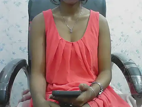 short girl  online show from 9, 4, 2026