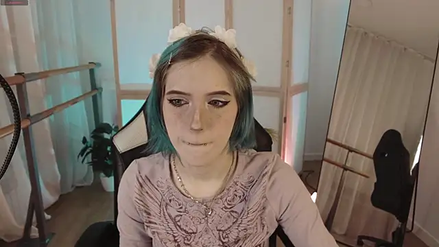 MorgyAsuna  online show from 9, 10, 2025