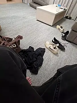 Georgeousgape 7 online show from 13, 9, 2025