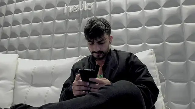 Jack Daniel   online show from 25, 11, 2025