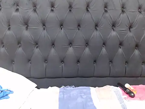 SexyBeverly  online show from 22, 9, 2025