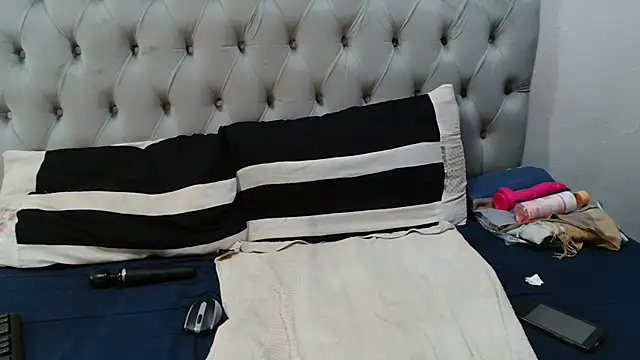 SexyBeverly  online show from 25, 11, 2025