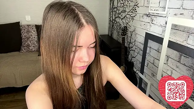 Snapshot of GemmaGunter chatting on 6, 7, 2026 GemmaGunter online show from 6, 7, 2026