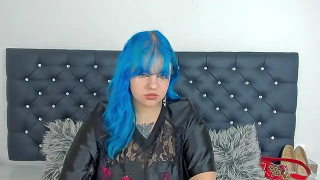 LunaWetPussy online show from 15, 12, 2025