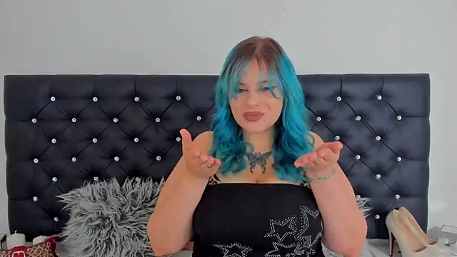 LunaWetPussy online show from 20, 4, 2026