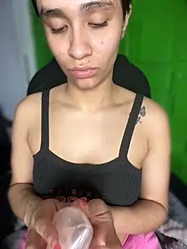 Isabella-Teen online show from 13, 10, 2025