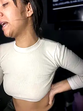 Isabella-Teen online show from 18, 10, 2025