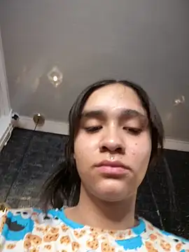 Isabella-Teen online show from 24, 9, 2025