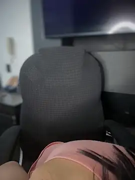 Isabella-Teen online show from 15, 10, 2025