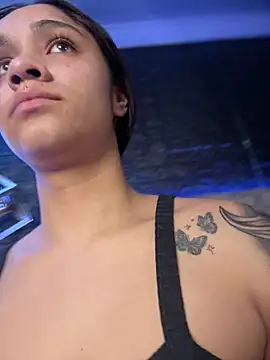 Isabella-Teen online show from 3, 11, 2025