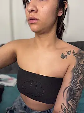 Isabella-Teen online show from 15, 1, 2026