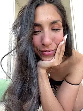 MaddyX   online show from 3, 12, 2025