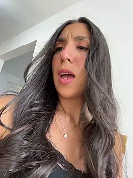 MaddyX   online show from 7, 1, 2026