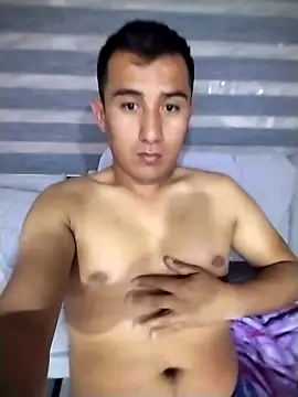 Benitocamelas93 online show from 18, 4, 2026