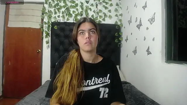 isabel 09 online show from 4, 10, 2025