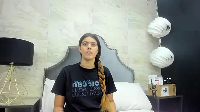 isabel 09 online show from 10, 7, 2026