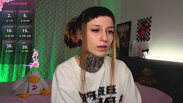 LilithPoison online show from 29, 10, 2025