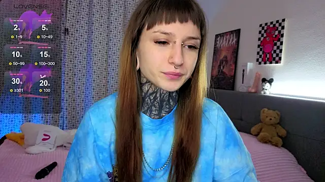 LilithPoison online show from 5, 12, 2025