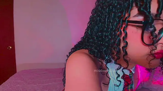 missvaneblake online show from 2, 2, 2026