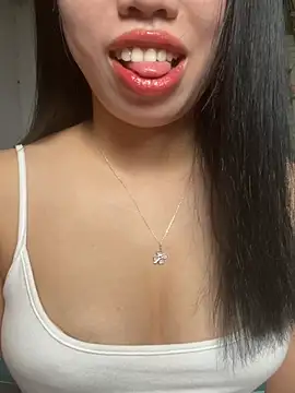 Rose-babyx online show from 9, 5, 2026