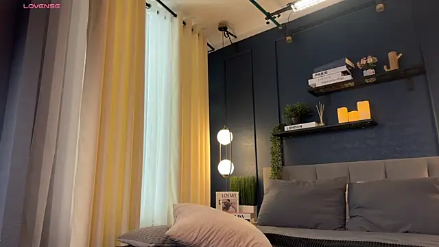 AdriaNochi online show from 10, 4, 2026