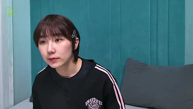 HeejinWang online show from 25, 4, 2026