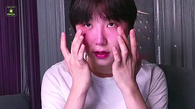 HeejinWang online show from 4, 3, 2026