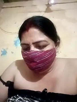 Snapshot of Love-890 chatting on 11, 10, 2025 Love-890 online show from 11, 10, 2025