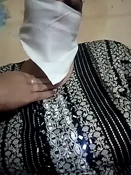 Snapshot of Love-890 chatting on 17, 10, 2025 Love-890 online show from 17, 10, 2025