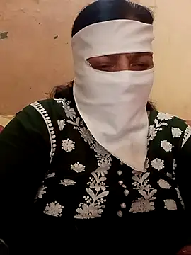 Snapshot of Love-890 chatting on 30, 10, 2025 Love-890 online show from 30, 10, 2025