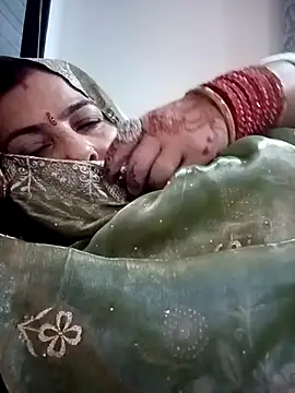 Snapshot of Love-890 chatting on 10, 10, 2025 Love-890 online show from 10, 10, 2025