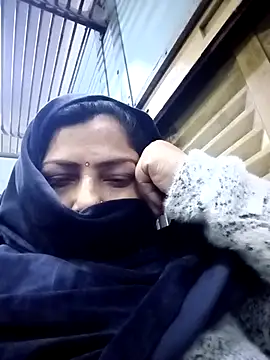 Snapshot of Love-890 chatting on 22, 11, 2025 Love-890 online show from 22, 11, 2025