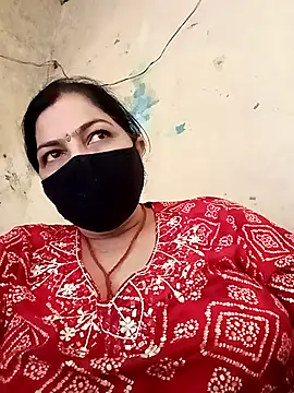 Snapshot of Love-890 chatting on 11, 10, 2025 Love-890 online show from 11, 10, 2025