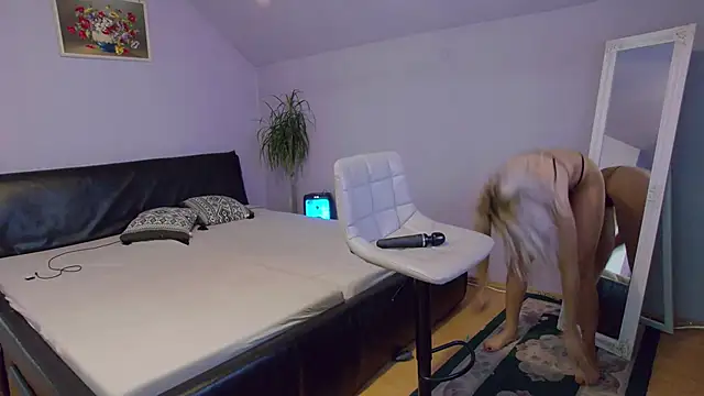 LustfulSin  online show from 3, 11, 2025