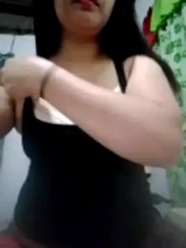 Snapshot of sweet_bella16 chatting on 13, 10, 2025 sweet bella16 online show from 13, 10, 2025