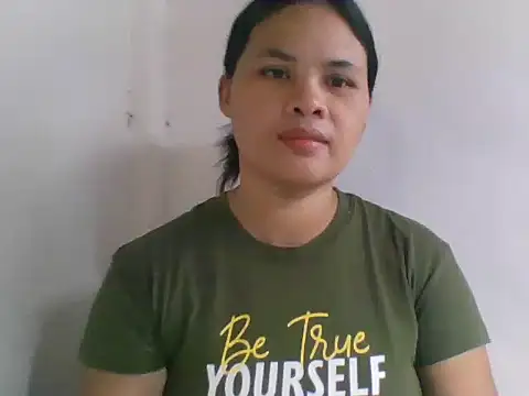 Snapshot of sweet_bella16 chatting on 18, 9, 2025 sweet bella16 online show from 18, 9, 2025