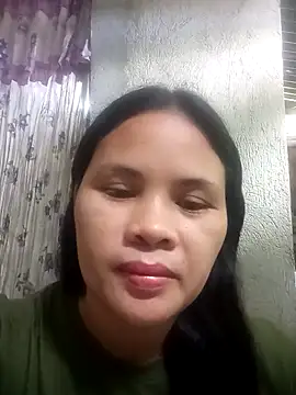 Snapshot of sweet_bella16 chatting on 29, 9, 2025 sweet bella16 online show from 29, 9, 2025