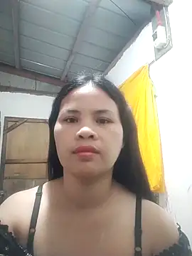 Snapshot of sweet_bella16 chatting on 18, 9, 2025 sweet bella16 online show from 18, 9, 2025