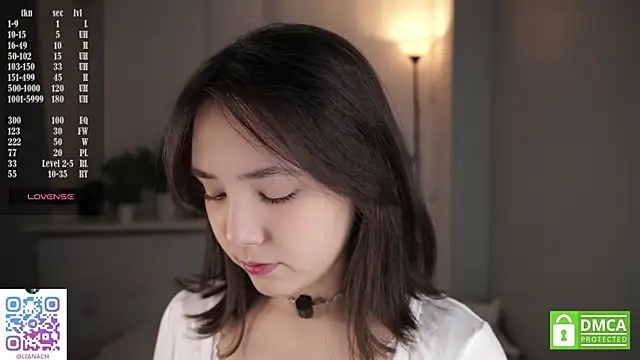 RenaeConnerley online show from 15, 11, 2025