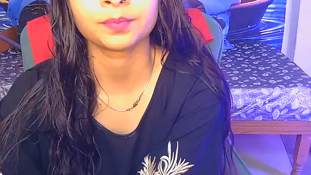 Snapshot of alaviya-19 chatting on 7, 7, 2026 alaviya-19 online show from 7, 7, 2026