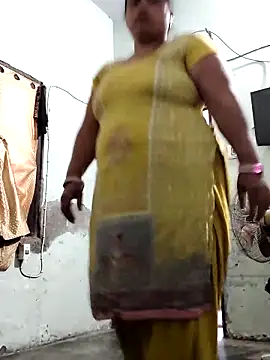 Mmm143 online show from 12, 4, 2026