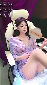 Snapshot of lulu5211 chatting on 16, 10, 2025 lulu5211 online show from 16, 10, 2025