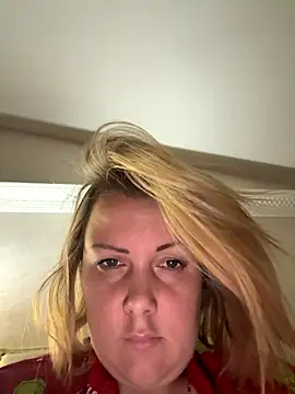 Piccolamonella29 online show from 23, 11, 2025