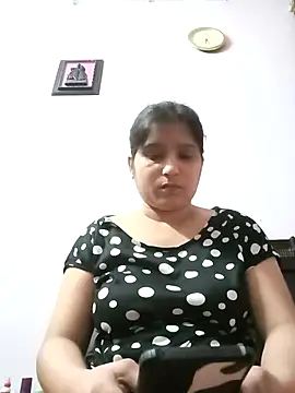aliya-jaan71 online show from 30, 4, 2026