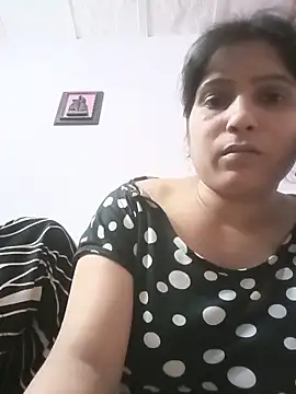 aliya-jaan71 online show from 1, 6, 2026