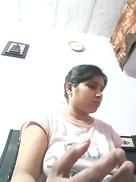 aliya-jaan71 online show from 10, 4, 2026