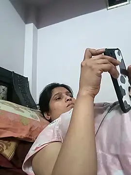 aliya-jaan71 online show from 14, 4, 2026