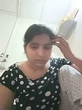 aliya-jaan71 online show from 15, 5, 2026