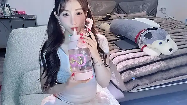 Snapshot of naiyaomeimei chatting on 1, 11, 2025 naiyaomeimei online show from 1, 11, 2025